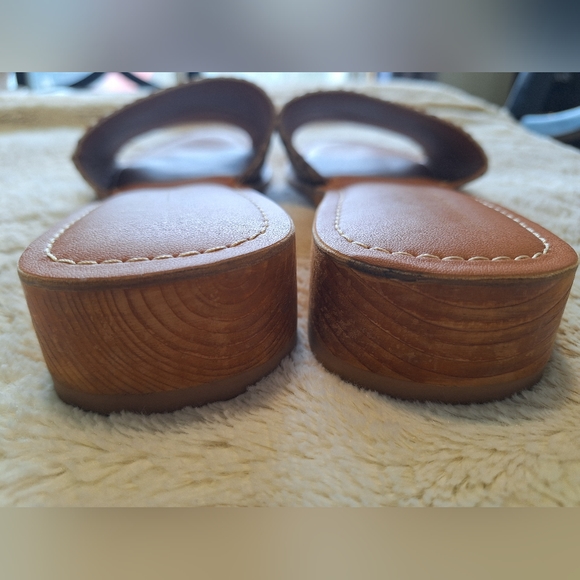 Matisse Anthropologie Slides 9 - Picture 6 of 6